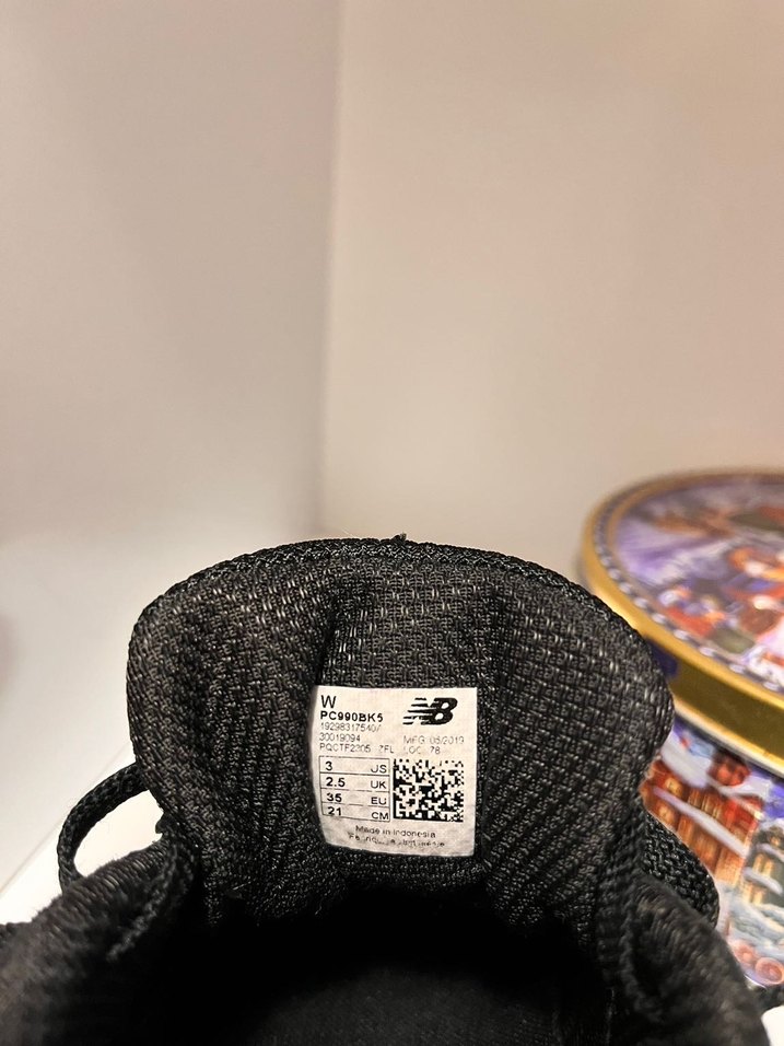 New Balance 990 Unisex model - Görsel 4