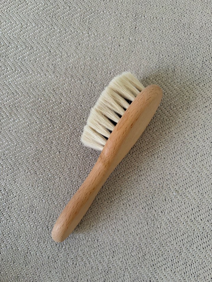 Ahşap Doğal Keçi Kılı Bebek Saç Fırçası - Görsel 4