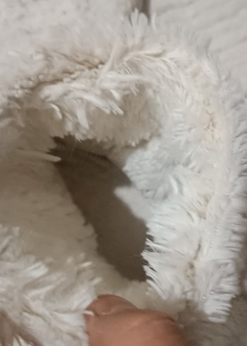 Beyaz Peluş Kız Ev Terliği - Görsel 2