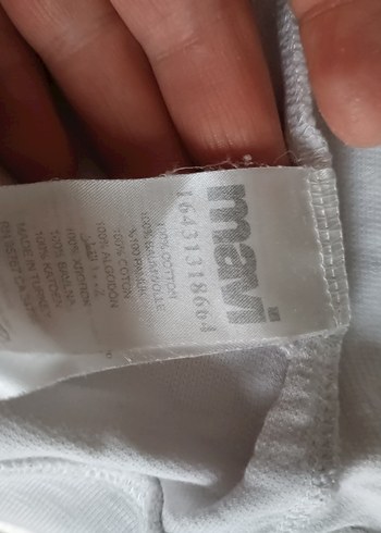 xs Beden beyaz Renk mavi marka xs beden uzun kollu rahat bir badi