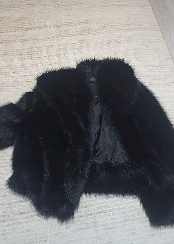 Siyah Kürk Detaylı Midi Kadın Mont - Görsel 2