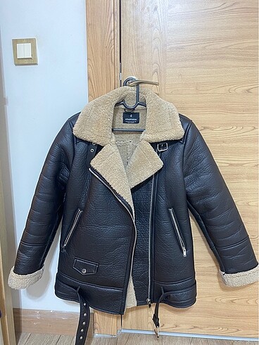 Stradivarius Biker Mont