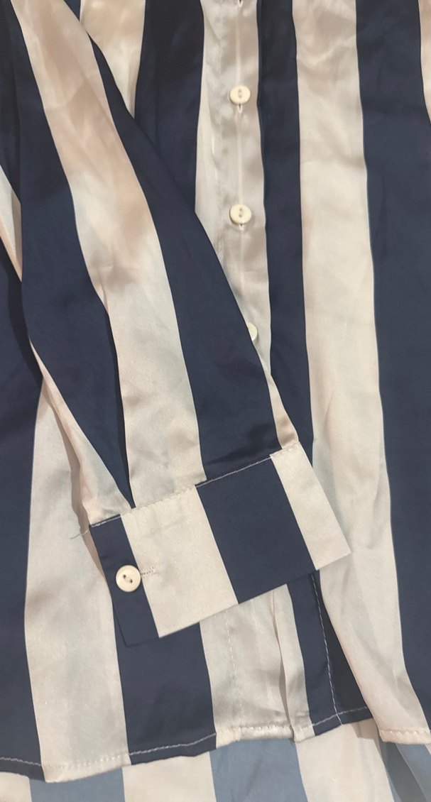 Düğmeli, Uzun Kollu Çizgili Gri Kadın Gömlek - Görsel 2