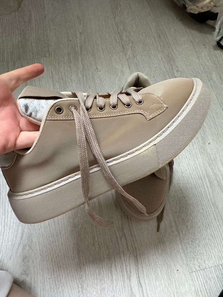 Spor ayakkabı - Görsel 2