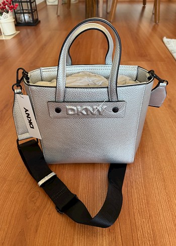 DKNY Omuz Çantası