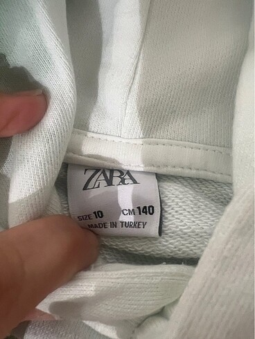 10 Yaş Beden çeşitli Renk Zara marka sweat