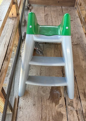 Koyu Yeşil Çocuk Kaydırağı - Görsel 2