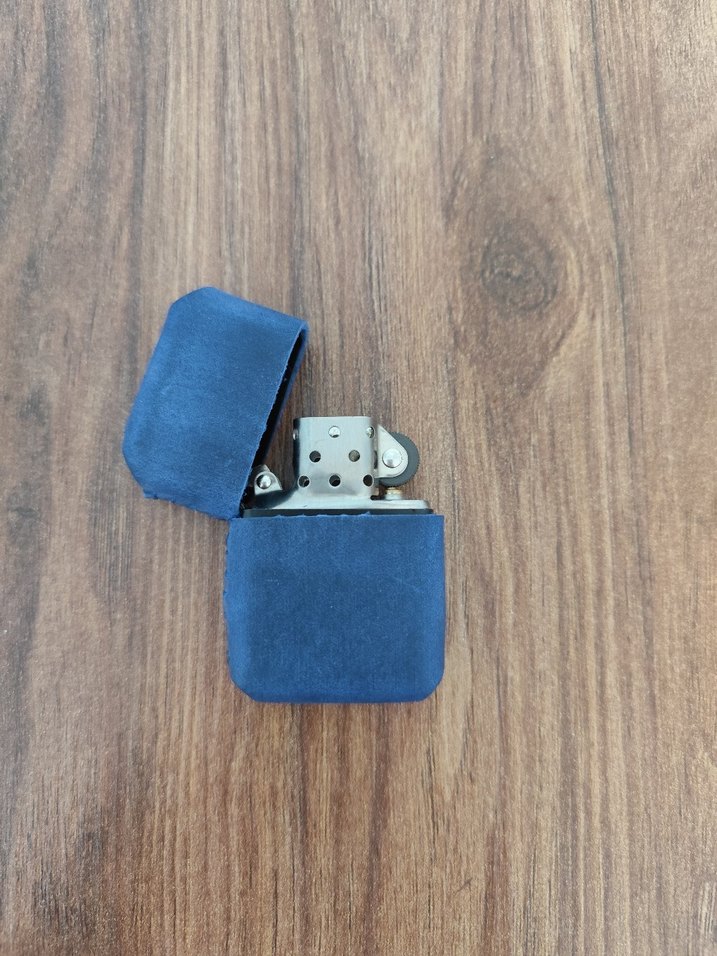 %100 deri kılıflı zippo - Görsel 2