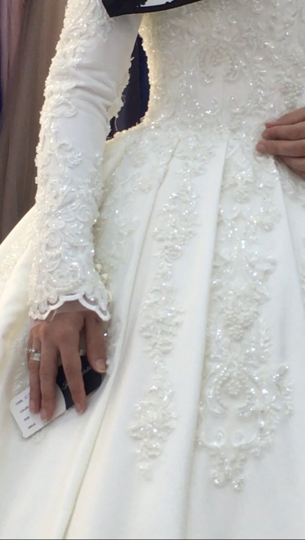 Uzun Kollu  Prenses Gelinlik - Görsel 4