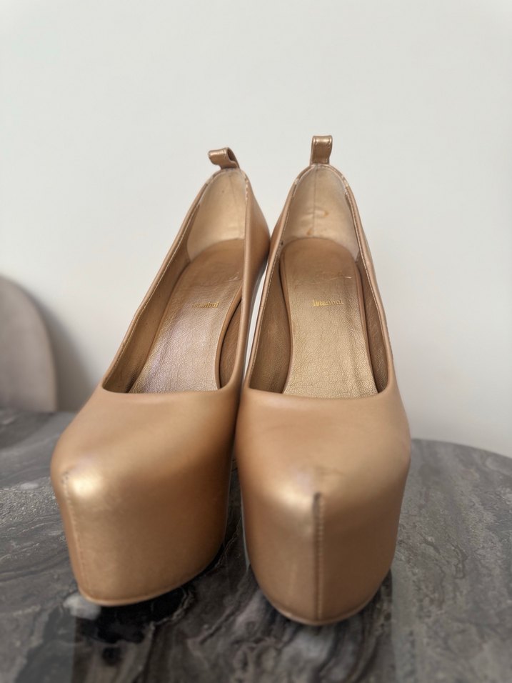 Bej Parlak Stiletto Topuklu Kadın Ayakkabı - Görsel 2