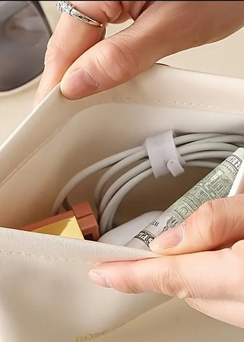 Beden ten rengi Renk 2 adet Bej Deri Kadın Makyaj Çantası
