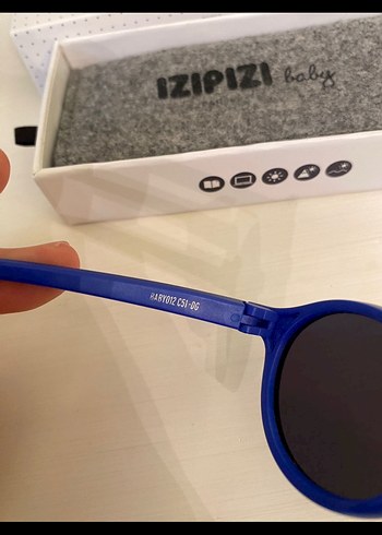 IZIPIZI Çocuk Mavi Yuvarlak Güneş Gözlüğü - Görsel 3