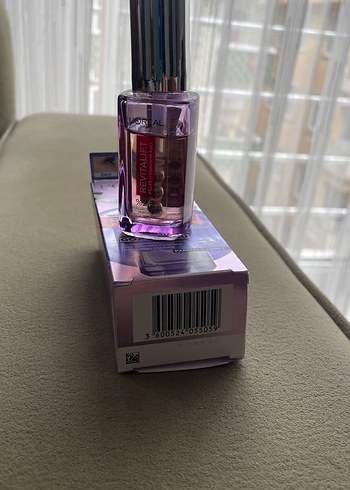 L'Oreal Paris Revitalift Filler Aydınlatıcı Göz Serumu 20ml - Görsel 3