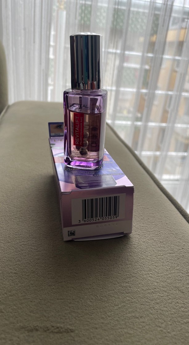 L'Oreal Paris Revitalift Filler Aydınlatıcı Göz Serumu 20ml - Görsel 3