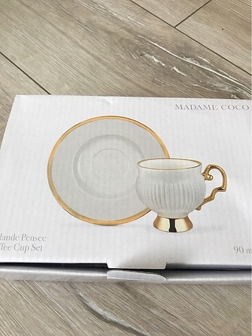  Beden beyaz Renk Madame coco 2 li kahve fincanı