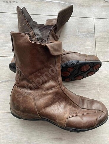 DKNY Motorcu Botu
