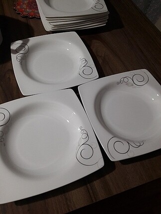Çukur 6 adet yemek tabagi