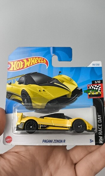 HOT WHEELS REGULAR PAGANİ ZONDA R