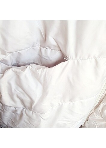 H&M Kadın Kırık Beyaz Kapitone Mont - Görsel 4