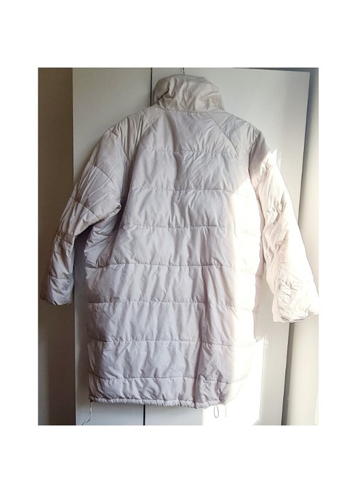 H&M Kadın Kırık Beyaz Kapitone Mont - Görsel 3