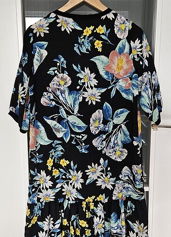Koton marka çiçekli elbise - Görsel 7