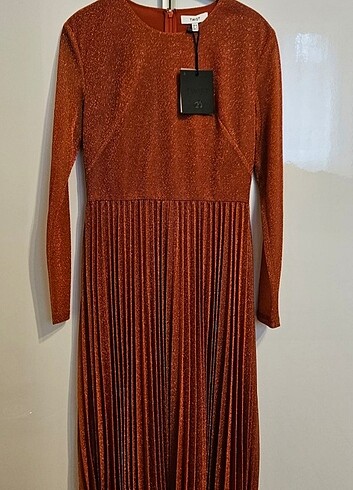 Twist Parlak Simli Midi Elbise - Görsel 3