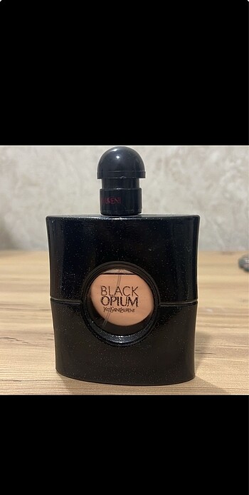 Yves Saint Laurent Black Opium