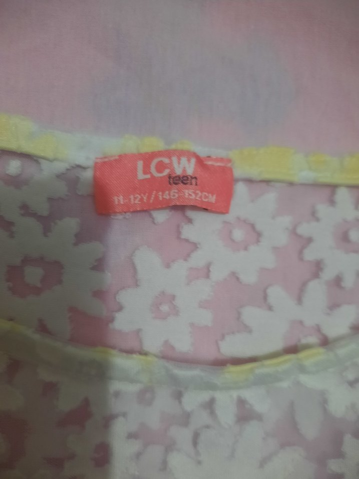 Kız Çocuk Dantel Detaylı Renkli Batik Bluz - Görsel 2