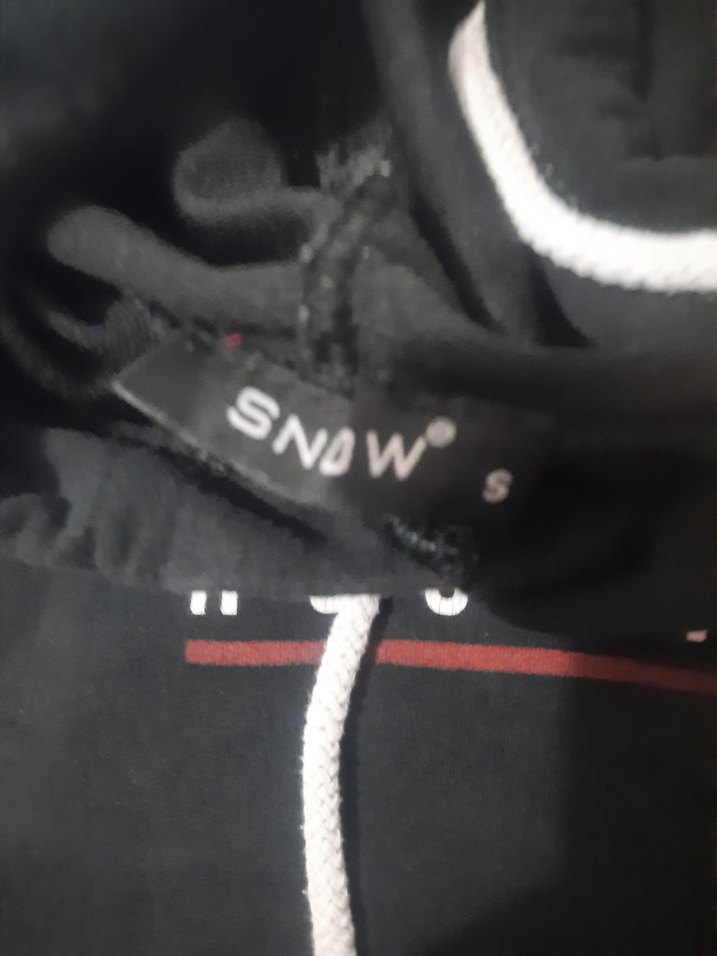 Siyah Kapüşonlu Sweatshirt - Görsel 2