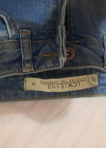 Düğmeli Bağlama Desenli Mavi Kadın Kot Şort - Görsel 3