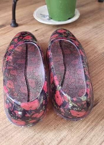 Lastik ayakkabı - Görsel 3