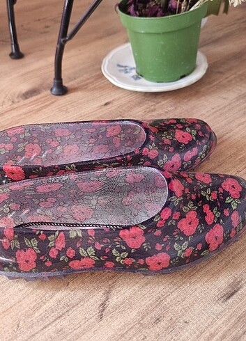 Lastik ayakkabı - Görsel 2