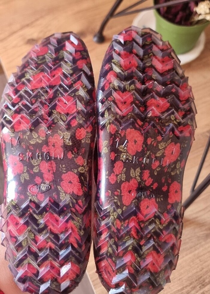 Lastik ayakkabı - Görsel 4