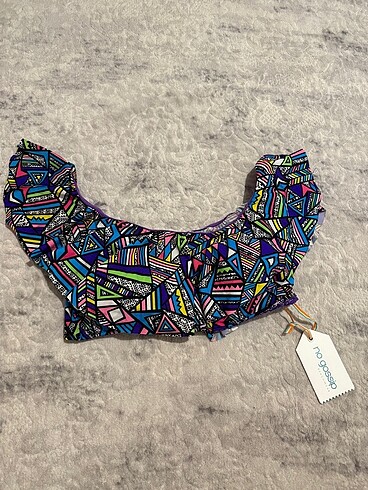 Bikini üstü