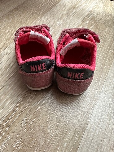 16 Beden pembe Renk Nike pembe ilk adım ayakkabı