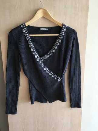 Bershka Bershka V yaka Strec Bluz