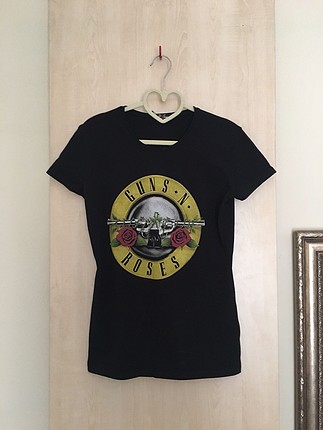 guns n roses tshirt