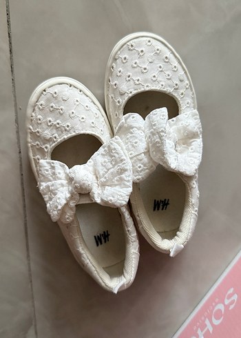 Kız Çocuk Beyaz Nakışlı Babet - Görsel 3