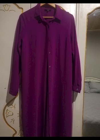 Uzun Kollu Mor V Yaka Düğmeli Kadın Gömlek - Görsel 2