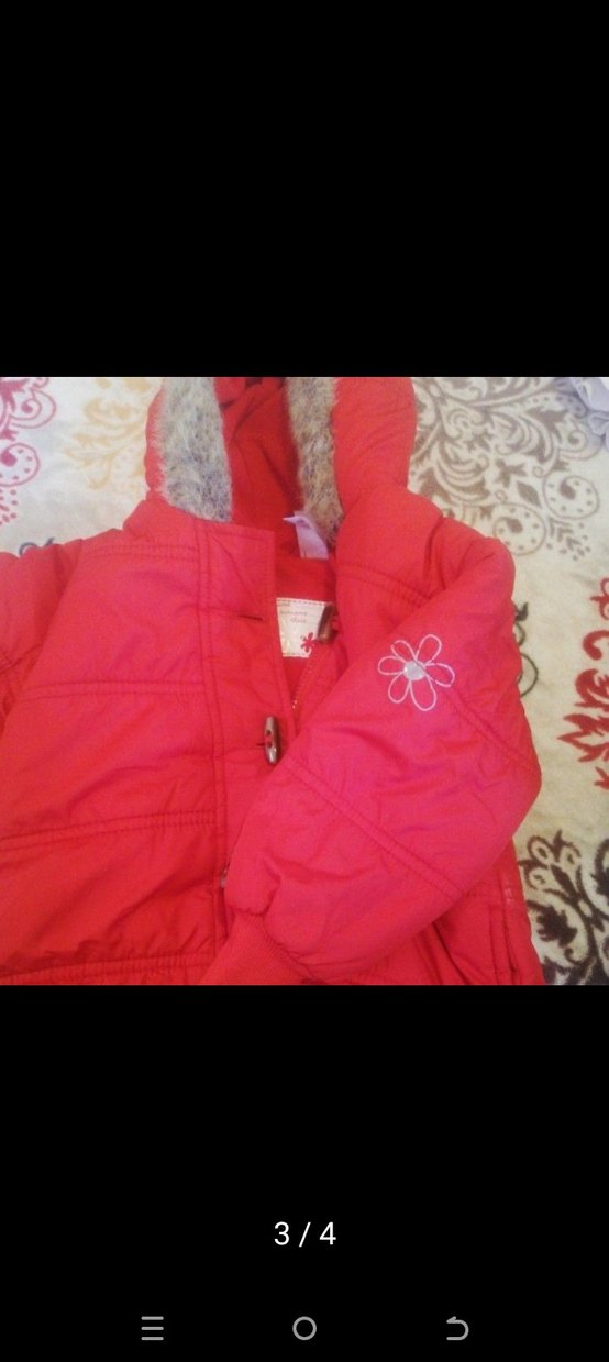 Kız Çocuk Kırmızı Kapüşonlu Kürk Detaylı Mont - Görsel 3