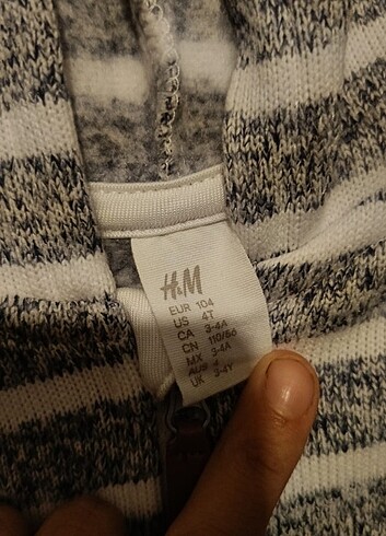H&M Ihtıyac fazlası