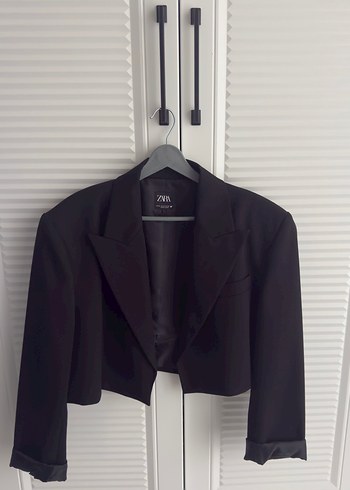 Zara Siyah Kisa Blazer Ceket