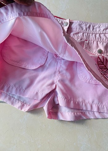 38 Beden Düğmeli İşlemeli Pembe Mini Şort