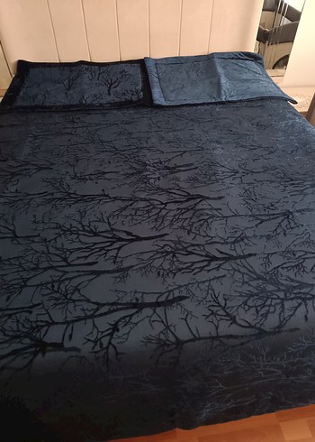 Lacivert Dal Desenli Yatak Örtüsü 270*260 ölçüsü - Görsel 2