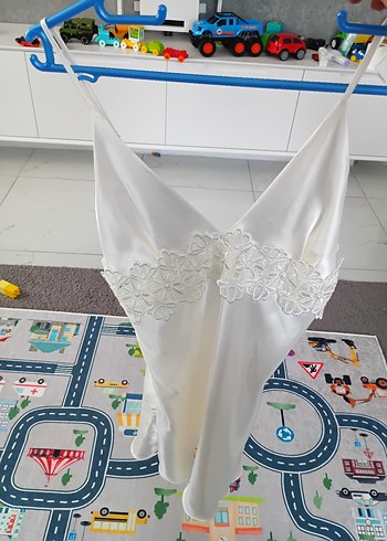 Uzun Beyaz Bohem Nakışlı Kadın Sabahlık - Görsel 4