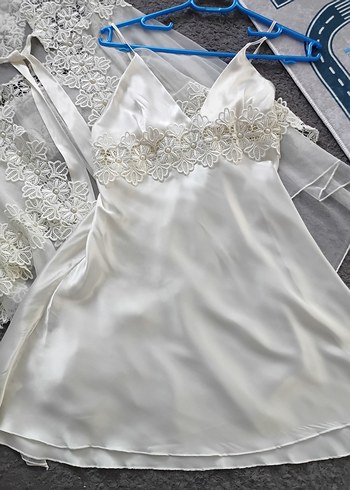 Uzun Beyaz Bohem Nakışlı Kadın Sabahlık - Görsel 6