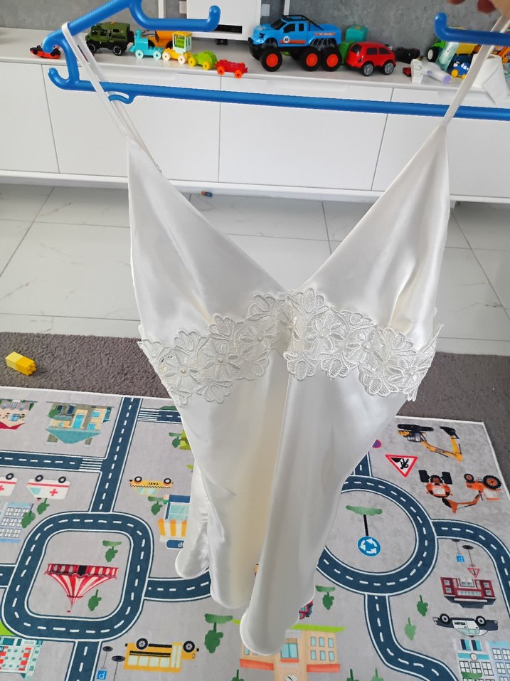 Uzun Beyaz Bohem Nakışlı Kadın Sabahlık - Görsel 4