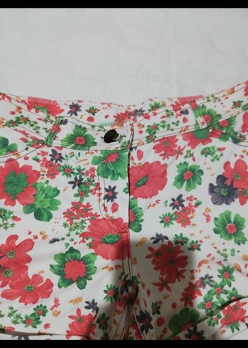 Diğer Çiçek Desenli Kısa Mini Şort 42 beden