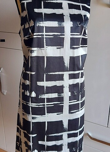 Zara Saten kolsuz elbise