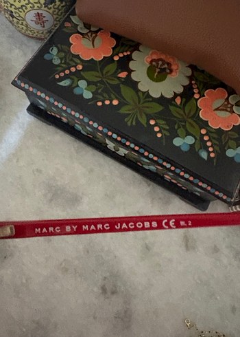 Marc Jacobs Kahverengi Bordo Kadın Güneş Gözlüğü - Görsel 4